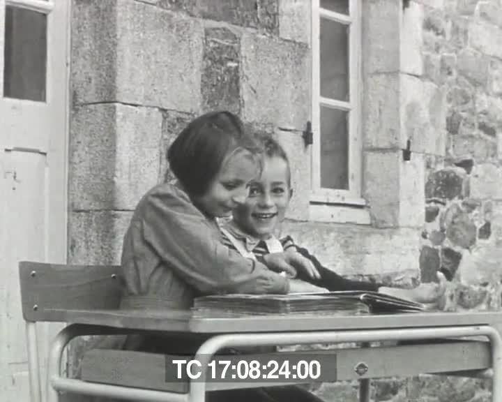 Vie à Pléneuf, 1954 (La)