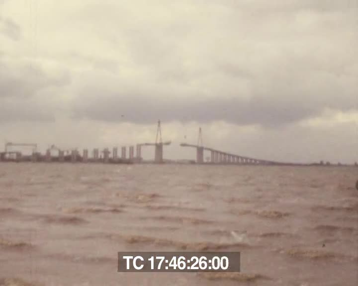 Pont sur l'estuaire 1975 (Le)