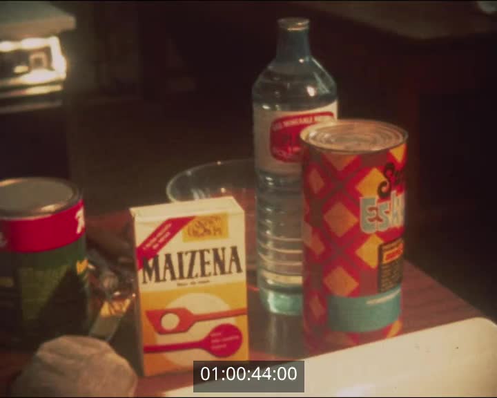 Films scolaires de Douarnenez - Collège Ste Elisabeth - 4 ème D - Du rififi chez les femmes (2)