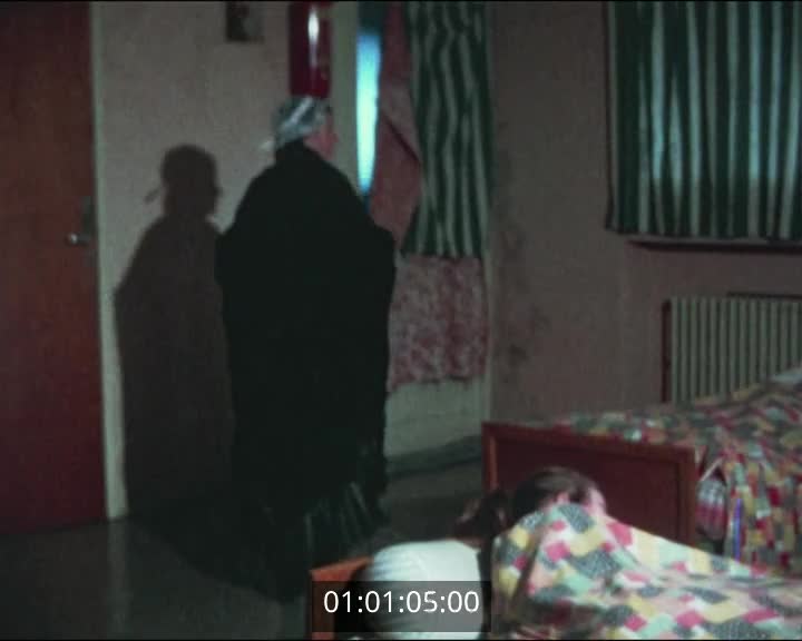 Films scolaires de Douarnenez - Collège Ste Elisabeth - 3 ème I A - Dortoir grenier fantôme