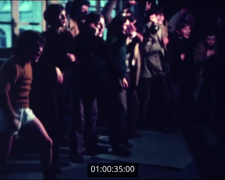 Film scolaire Chateaulin Saint-Louis - 4ème orange(1)