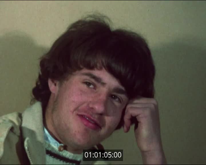 Films scolaires de Pont  l'Abbé - 3ème F - La fille aux jeux menthe à l'eau (chanson d'Eddy Mitchell)