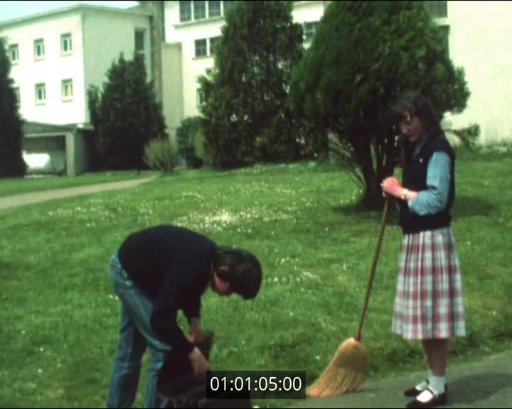 Film scolaire Chateaulin - 5ème F(2) - (sans titre)