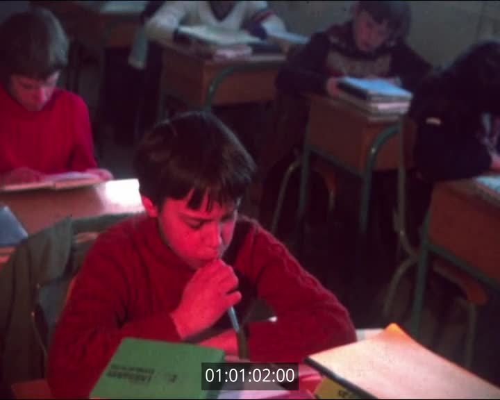 Film scolaire Chateaulin - 4ème orange(1) - La classe de ses rêves